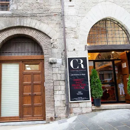 Gino's House In Old Town.. *