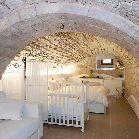 Gino's House In Old Town - Locazione Turistica בית נופש